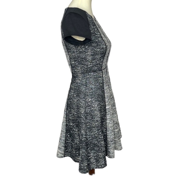 Jessica Simpson Dress Womens 0 Grey Marled Tweed Colorblock Fit and Flare Skater - Picture 2 of 11